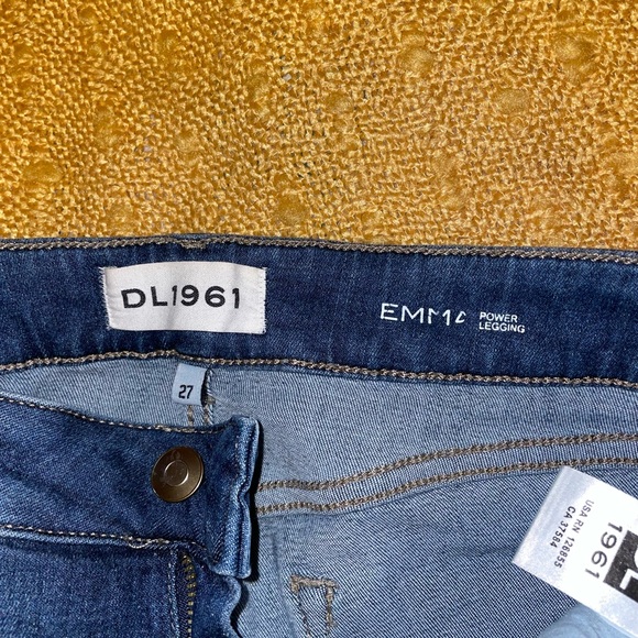 Medium Wash DL1961 Power Legging Jeans - Picture 7 of 9